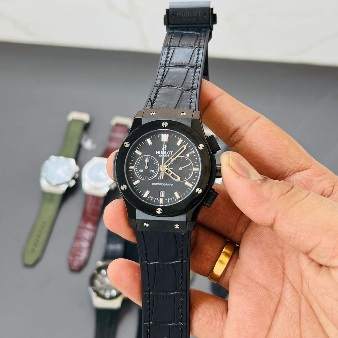 Hublot-Big-Bang-Black-Dial-Mens-Watch-1-laziofy Hublot Big Bang Black Dial Men's Watch - Image 1