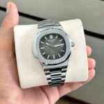 Patek Philippe Nautilus Steel Timepiece - Image 4